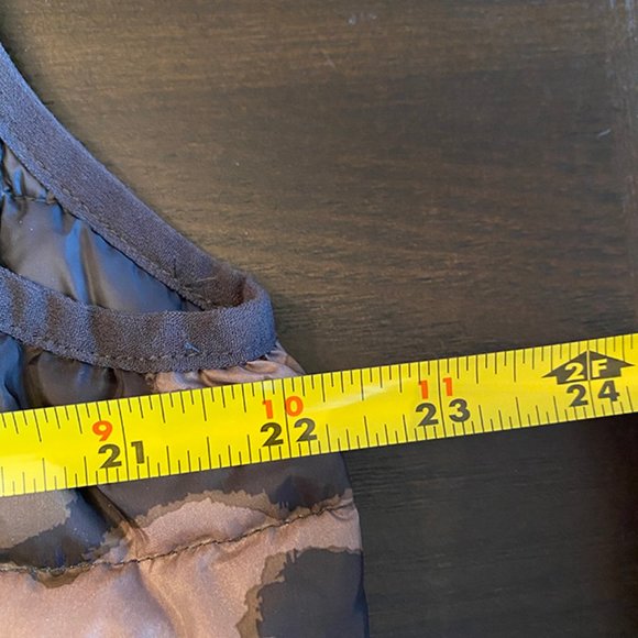 Hawke & Co Down Packable Mens Vest (NWT) - Picture 7 of 9